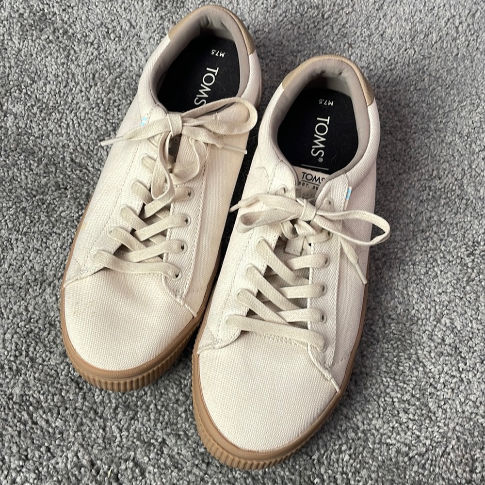 Mens sneakers
